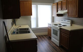 2 beds, 1 bath, $850, Unit 340 #2