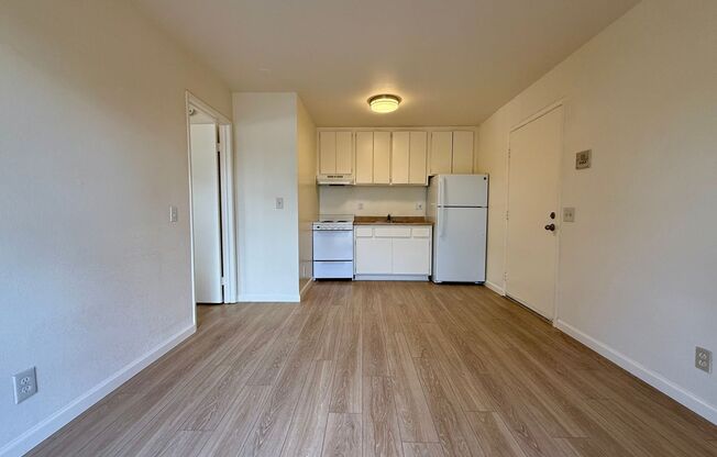 Howard Avenue Apartments