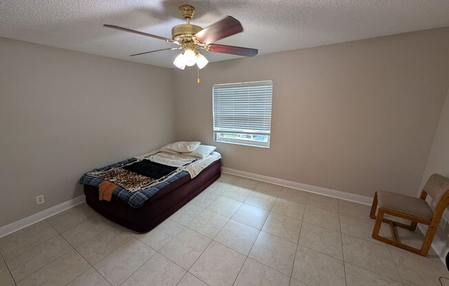 2 beds, 2 baths, $1,600, Unit # 16202