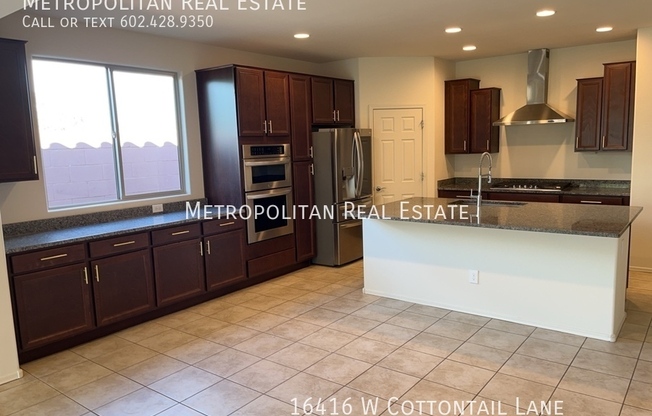 16416 W COTTONTAIL LN