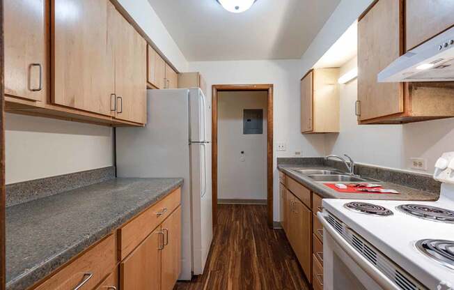 Rolling Hills Apartments, St Paul, MN