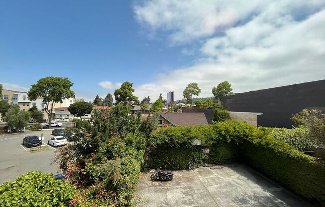 1739 Addison Street