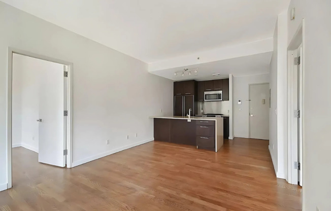 342 E 110 ST