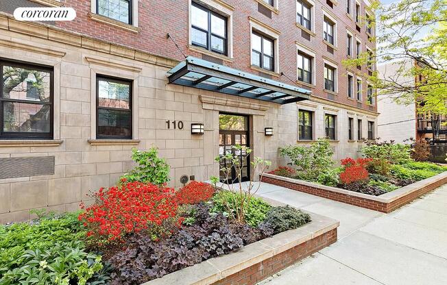 110 WARREN ST
