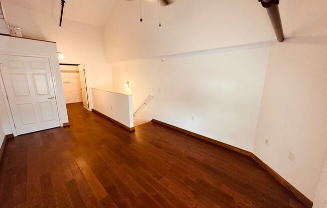 1 bed, 1 bath, 567 sqft, $1,200, Unit Unit 113B