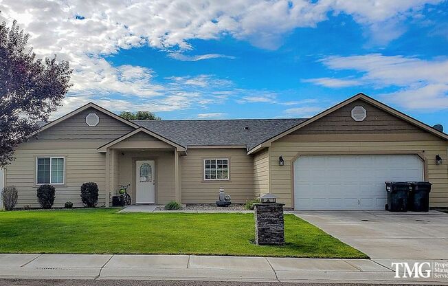 3BD Ranch in Desirable Pasco Neighborhood