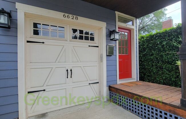 Beautiful 2-Story 3-Bedroom 2.5-Bathroom House in North Portland