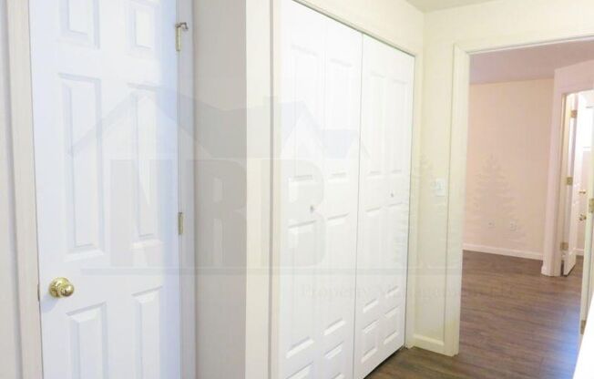 3 beds, 2.5 baths, 1,279 sqft, $2,195, Unit Unit A