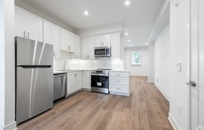 2 beds, 1.5 baths, 1,047 sqft, $3,850, Unit 104