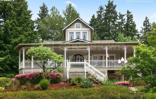 12805 SE Spring Mountain Dr