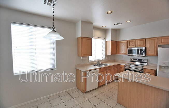 6331 W PONTIAC DR