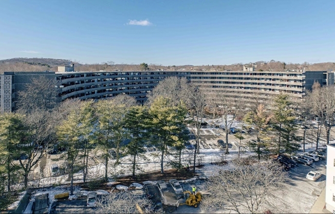 Studio, 1 bath, 450 sqft, $1,800, Unit T36