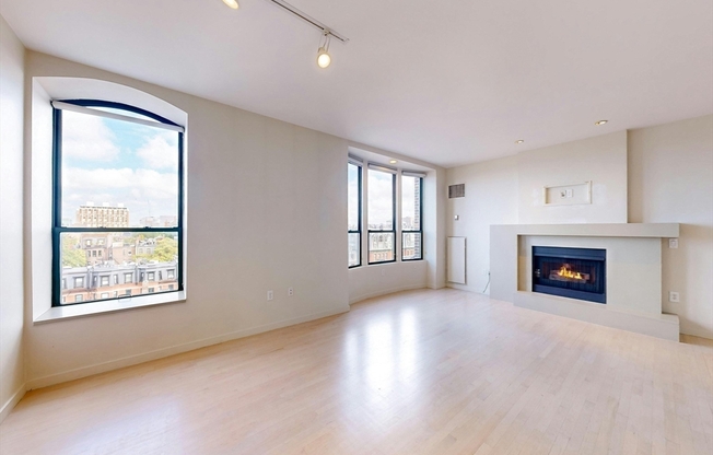 755 Boylston St 702
