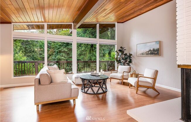 Newport Hills 3bed/1bath Home!