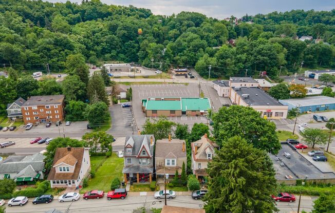 133 Glenmore Ave