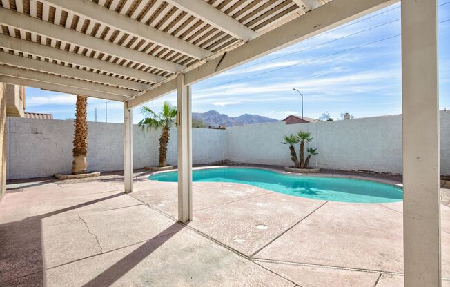 Las Vegas Pool Home Near Nellis AFB – 3 Bed / 2.5 Bath