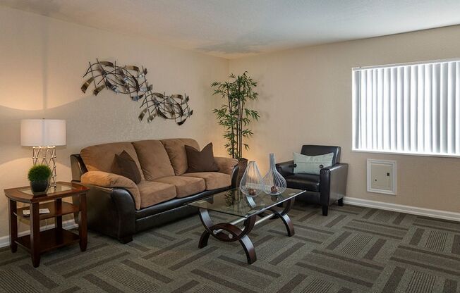 2 beds, 1 bath, 877 sqft, $1,225, Unit 158-C