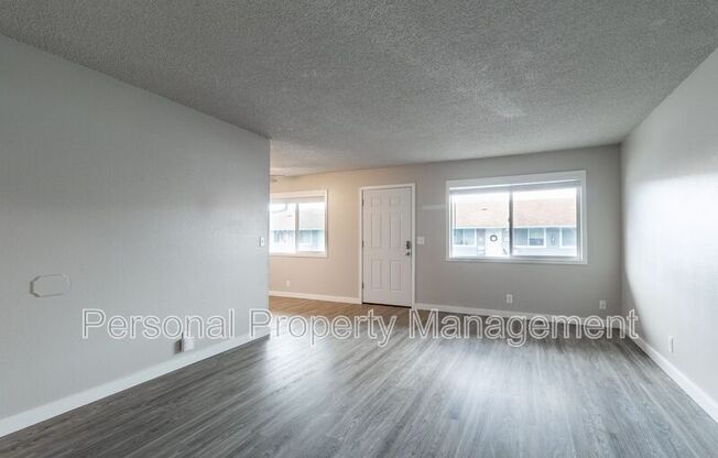 1008 NE 86 ST
