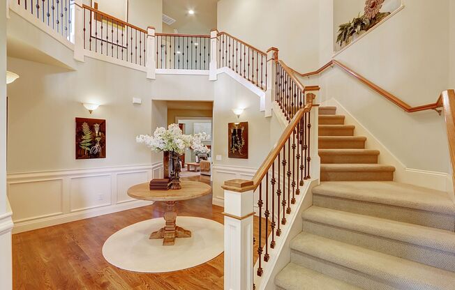 5Bdrm+Office / 3.5 bath - West Bellevue Home