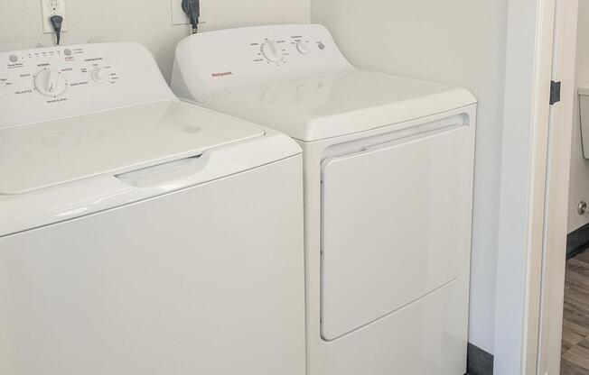 Studio, 1 bath, 474 sqft, $1,599