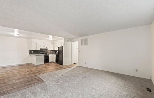 3 beds, 1.5 baths, 1,050 sqft, $1,385, Unit 96