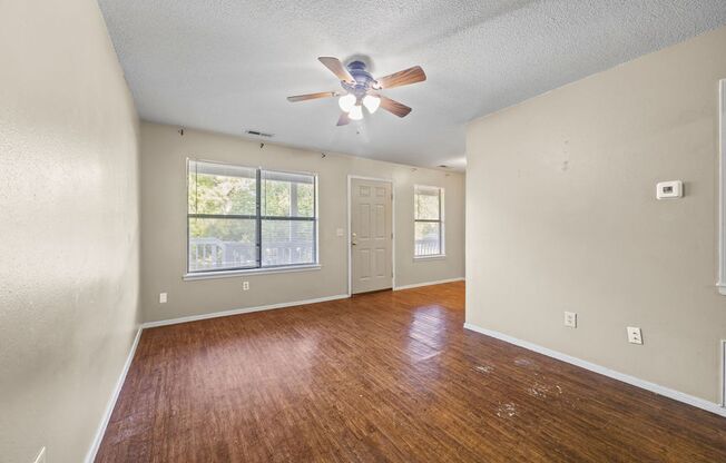 1 bed, 1 bath, 625 sqft, $995