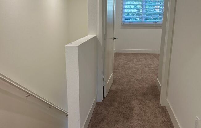 2 beds, 2.5 baths, 1,140 sqft, $4,000, Unit 120