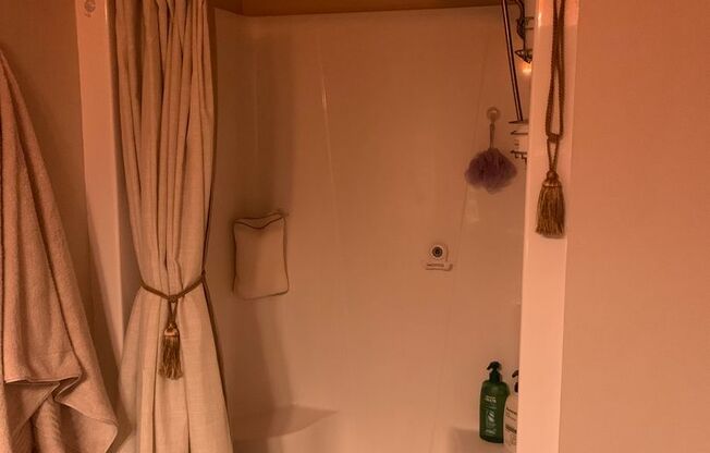 2 beds, 2 baths, 926 sqft, $1,575, Unit 306