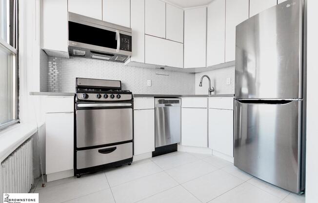 1 bed, 1 bath, $3,950, Unit 5