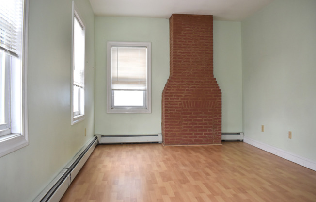 61 Hope St
