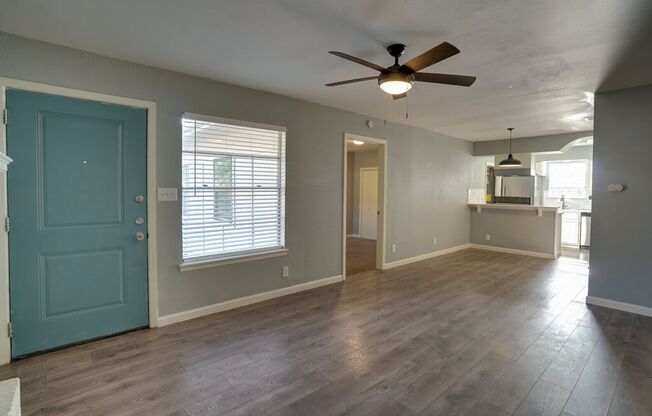 304 John Nance Garner Cir Unit #B2 Austin, TX 78753