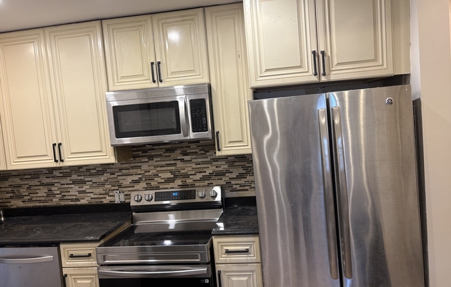 1672 BEACON