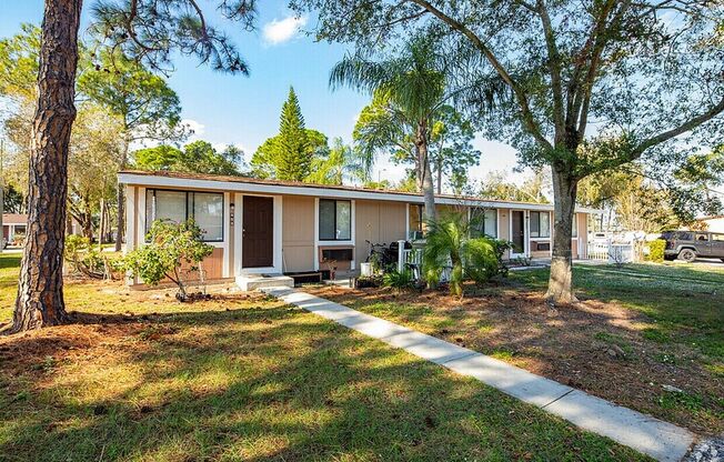 Apollo Beach Villas