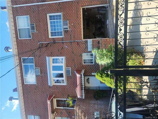 3 beds, 2 baths, 864 sqft, $3,464, Unit 1