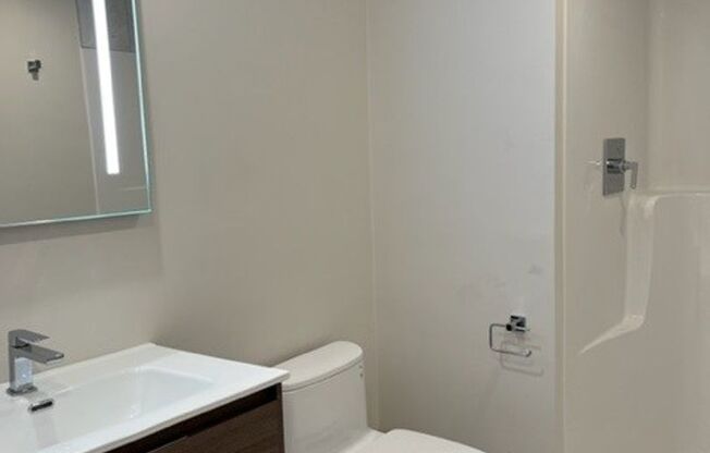 1 bed, 1 bath, 581 sqft, $1,575, Unit 1112