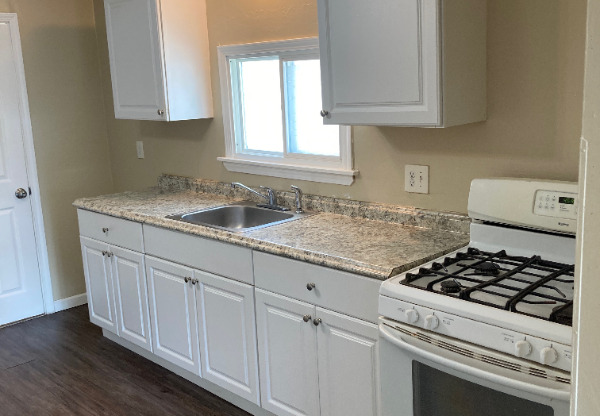 33 RESERVATION ST