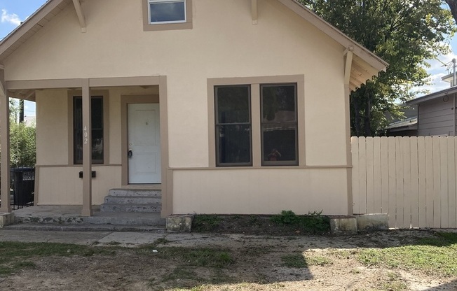 402 CORNELL AVE