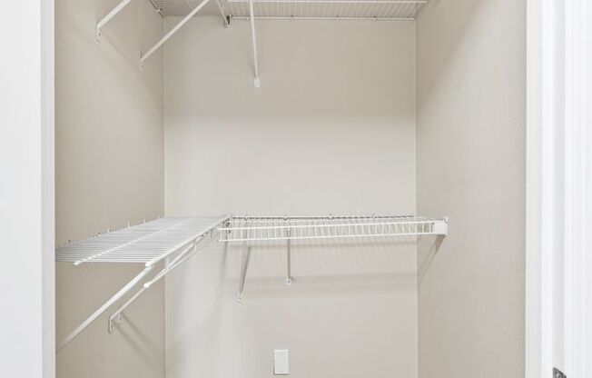 1 bed, 1 bath, 698 sqft, $2,095, Unit 105