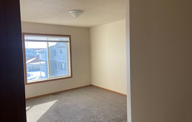 2 beds, 1 bath, 825 sqft, $993, Unit 313N