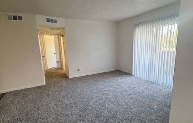 2 beds, 2 baths, 865 sqft, $1,595, Unit 42