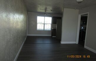 4 beds, 2 baths, $1,075