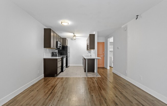 1 bed, 1 bath, $2,365