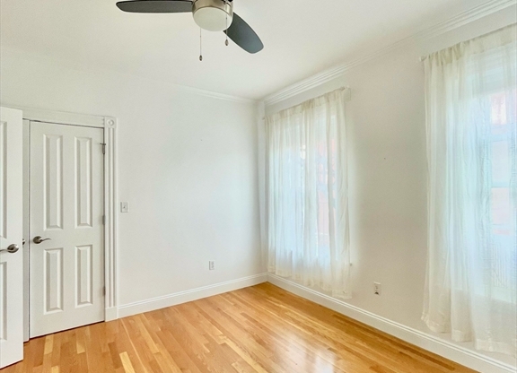 1 bed, 1 bath, 673 sqft, $3,350, Unit 39