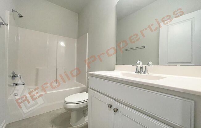 Charming 3 Story 4 Bedrooms with 1st Floor Guest Suite Townhome @ Smith Farm, Apex, Available Dec 8th, 2025!