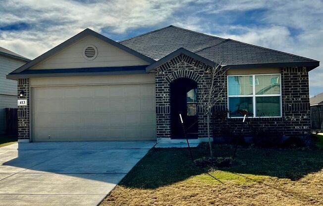 Newly Built Home in the Red River Ranch Neighborhood!