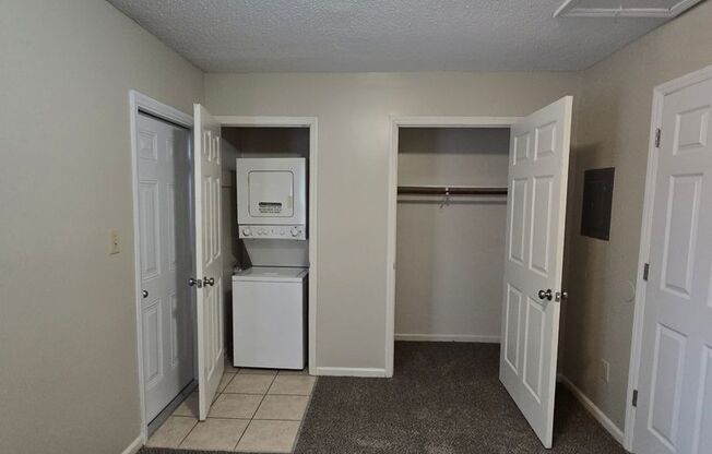 1 bed, 1 bath, 500 sqft, $925, Unit 1984