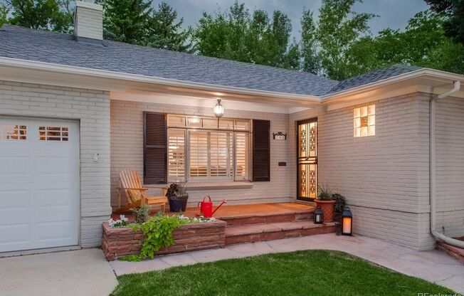 Beautiful Ranch in Belcaro Neighborhood