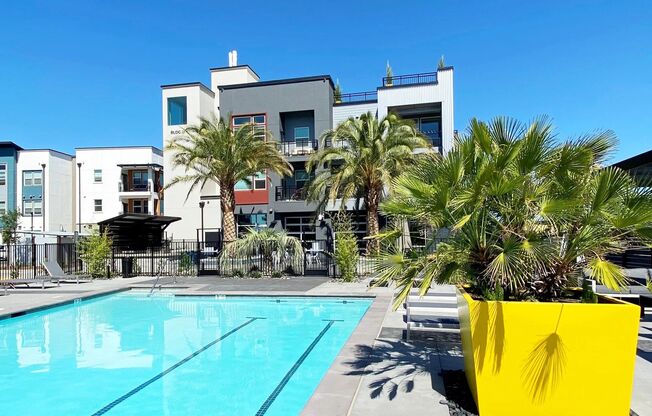 2 beds, 2 baths, 1,012 sqft, $1,810, Unit 122