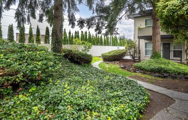 1 bed, 1 bath, 683 sqft, $1,595, Unit 46