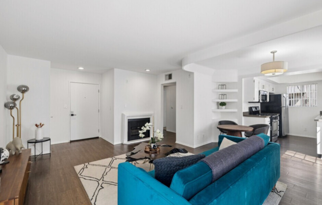 2 beds, 2 baths, 900 sqft, $2,495, Unit 108